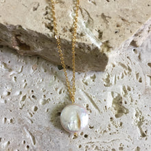 Load image into Gallery viewer, Coin Pearl Necklace