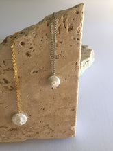Load image into Gallery viewer, Coin Pearl Necklace